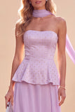 Vestido Maxi de gasa rizada y tirantes de color lila claro con volantes y bolas