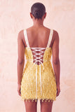 Vestido corto de bienvenida a casa con lentejuelas marrones con flecos y perlas