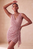 Vestido corto corto de bienvenida con cuello redondo rosa brillante, lentejuelas, fruncido y fajilla