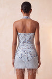 Vestido corto de bienvenida azul sin tirantes con lentejuelas florales y flecos