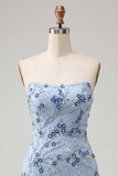Vestido corto floral de bienvenida con flecos de lentejuelas azules sin tirantes azules