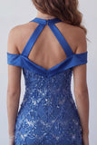 Vestido corto de Homecoming con escote halter azul real con lentejuelas