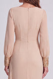 Vestido formal asimétrico floral de lentejuelas champán con serpentina lateral