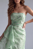 Vestido formal verde sin tirantes floral floral sirena con volantes