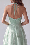 Vestido formal largo de organza floral A-line con halter verde