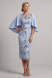 Bodycon Sky Blue Sky con lentejuelas de cuello redondo y vestido floral de madre de la novia con mangas capa