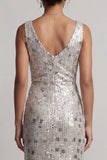 Vestido largo de sirena de sirena con cuello de capucha plateado brillante