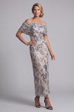 Vestido largo de madre de la novia azul marino con hombros descubiertos, lentejuelas largas florales