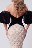 Vestido de concurso floral de sirenas negras con lentejuelas largas y mangas abultadas
