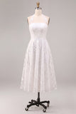 Vestido de compromiso Midi de Línea Blanca con escote con flor blanca y encierro