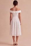 Vestido de compromiso blanco A-Line de línea descubierto con encaje