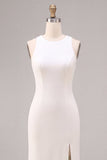 Vestido largo de compromiso de satén de cuello redondo de sirena blanca con abertura