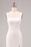 Vestido largo de compromiso blanco sirena con cuello cuadrado y abertura