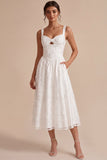 Vestido de compromiso Midi Midi de tirantes blancos florales gruesos de línea A