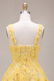 Vestido corto corto amarillo de bienvenida a casa con cuello cuadrado en línea A, perlas, con collares