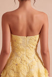 Vestido de bienvenida floral con volantes y perlas amarillas A-Line con cuentas y volantes