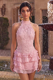 Vestido corto de bienvenida rosa con escote halter con escote halter, perlas florales con volantes y con volantes