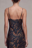 Vestido formal largo largo con cuello de sirena negra con cuello floral