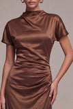 Satin Coffee Satin Short Alto Vestido Sirena de Cuello Alto y Manga Corta