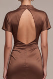 Satin Coffee Satin Short Alto Vestido Sirena de Cuello Alto y Manga Corta