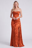 Vestido largo largo de dama de honor floral sin tirantes de salvia sin tirantes de salvia