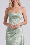 Vestido largo largo de dama de honor floral sin tirantes de salvia sin tirantes de salvia