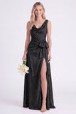 Vestido largo de dama de honor con cuello de flor rosa y cuello en forma de capucha