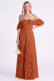 Vestido largo de Dama de Honor con volantes y narcisos de gasa descubierto