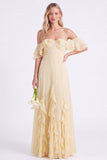 Vestido largo de Dama de Honor con volantes y narcisos de gasa descubierto