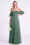 Vestido largo de Dama de Honor con volantes y narcisos de gasa descubierto