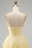 Vestido corto de bienvenida corto de bienvenida de perlas con volantes amarillos brillantes con recorte en A