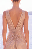 Vestido formal largo de sirena metálica burdeos con abertura