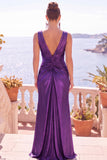 Vestido formal largo de sirena metálica burdeos con abertura