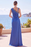 Vestido formal sirena asimétrico con cuello y fruncido verde oscuro