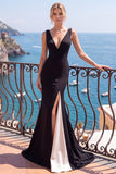 Vestido formal largo de sirena blanco y negro con escote en V y abertura