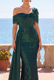Vestido formal largo de sirena brillante verde oscuro asimétrico con hombros descubiertos, lentejuelas fruncidas