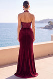 Vestido formal largo de sirena con cuello halter, veludo burdeos, cuello húltico, lentejuelas, largo de terciopelo burdeos con abertura lateral