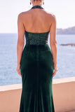 Vestido formal largo de sirena con cuello halter, veludo burdeos, cuello húltico, lentejuelas, largo de terciopelo burdeos con abertura lateral