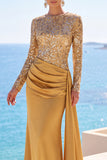 Satén dorado de manga larga Vestido formal largo de sirena fruncido