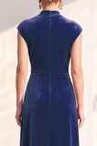Vestido largo de la madre de la novia de terciopelo azul oscuro línea en V con escote en V