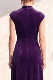 Vestido largo de la madre de la novia de terciopelo azul oscuro línea en V con escote en V