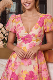 Vestido corto de bienvenida rosa rosa A, con escote en V, con estampado y manga corta