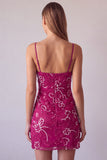 Vestido corto de bienvenida con tirantes finos florales con cuentas