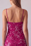Vestido corto de bienvenida con tirantes finos florales con cuentas