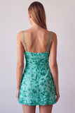 Vestido corto de bienvenida con tirantes finos florales con cuentas