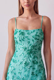 Vestido corto de bienvenida con tirantes finos florales con cuentas