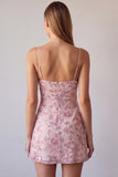 Vestido corto de bienvenida con tirantes finos florales con cuentas