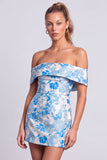 Vestido corto verde corto de bienvenida con estampado floral sin tirantes