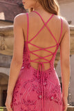 Vestido largo de graduación con tirantes finos de sirena fucsia con tirantes finos