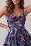 Vestido corto corto floral de bienvenida Plum A-Line Sweetheart